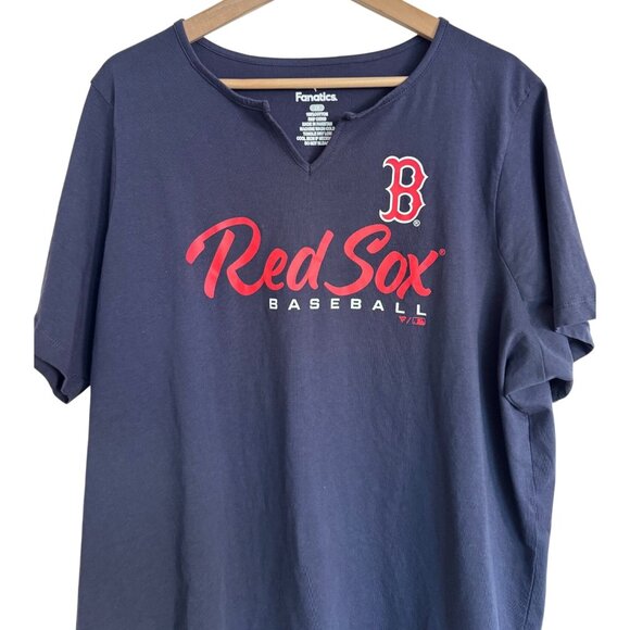 Boston Red Sox Fanatics Size 2X Womens Baseball Tee Shirt NWT - Picture 6 of 11
